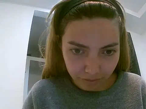 VittoriaTaylor online show from 02-19-26, 04:03