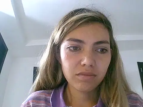 VittoriaTaylor online show from 04-25-26, 02:47