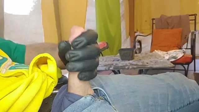 bwcbeat83 online show from 03-05-26, 01:23