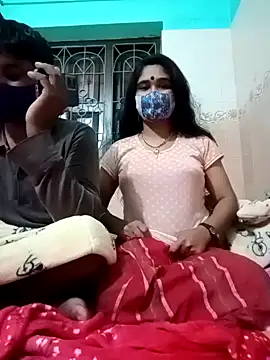 Snapshot of Sexy-Couple20 chatting on 01-17-25, 08:00 Sexy-Couple20 online show from 01-17-25, 08:00