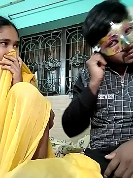 Snapshot of Sexy-Couple20 chatting on 01-28-25, 02:10 Sexy-Couple20 online show from 01-28-25, 02:10