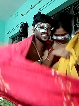 Snapshot of Sexy-Couple20 chatting on 01-29-25, 12:12 Sexy-Couple20 online show from 01-29-25, 12:12