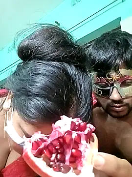 Snapshot of Sexy-Couple20 chatting on 01-29-25, 11:35 Sexy-Couple20 online show from 01-29-25, 11:35