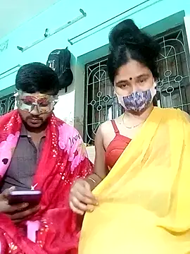 Snapshot of Sexy-Couple20 chatting on 01-31-25, 03:11 Sexy-Couple20 online show from 01-31-25, 03:11