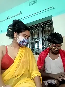 Snapshot of Sexy-Couple20 chatting on 01-31-25, 10:21 Sexy-Couple20 online show from 01-31-25, 10:21