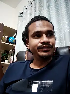 Snapshot of Sexy-Couple20 chatting on 02-13-25, 05:22 Sexy-Couple20 online show from 02-13-25, 05:22