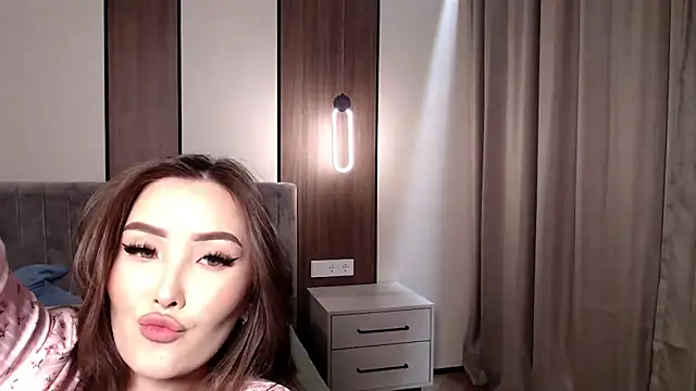 mystiksirenn online show from 11-13-25, 03:55