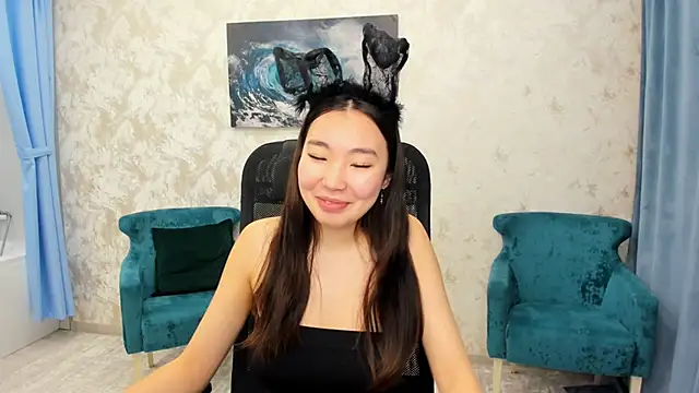 AnnaReyla online show from 02-07-25, 05:31