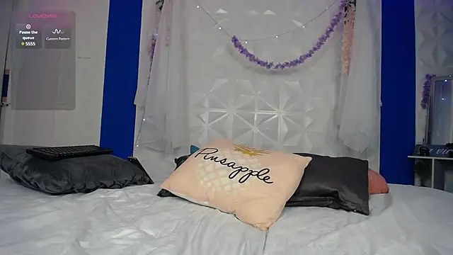 miss honey01 online show from 03-03-25, 02:47