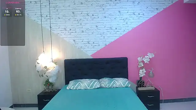 miss honey01 online show from 10-05-25, 11:41