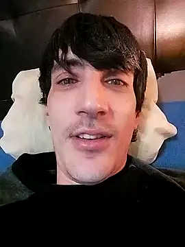 Snapshot of moutt99 chatting on 01-21-25, 04:58 moutt99 online show from 01-21-25, 04:58