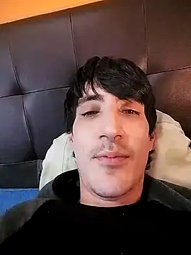 Snapshot of moutt99 chatting on 01-22-25, 09:35 moutt99 online show from 01-22-25, 09:35