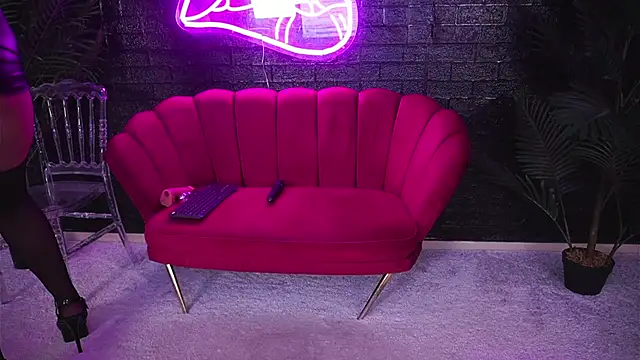 Annabellerise online show from 09-25-25, 04:16