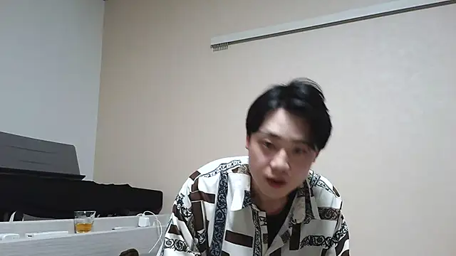 Snapshot of nunnun00 chatting on 01-30-25, 10:08 nunnun00 online show from 01-30-25, 10:08