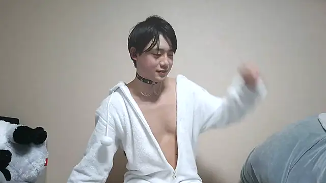 Snapshot of nunnun00 chatting on 03-13-25, 11:51 nunnun00 online show from 03-13-25, 11:51