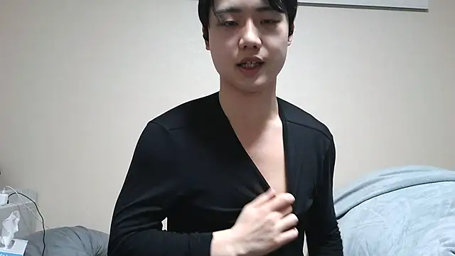 Snapshot of nunnun00 chatting on 03-19-25, 07:18 nunnun00 online show from 03-19-25, 07:18