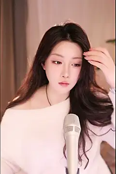 Dou-Dou-er online show from 03-04-25, 07:41