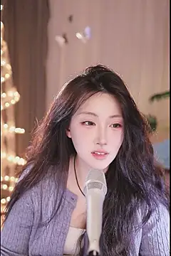 Dou-Dou-er online show from 03-06-25, 11:25