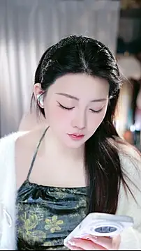 Dou-Dou-er online show from 03-25-26, 01:00