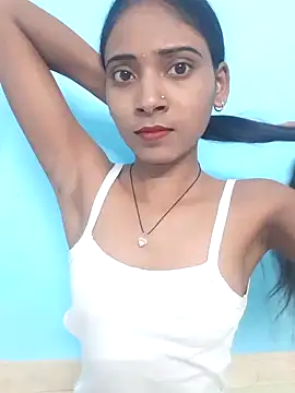 Snapshot of Divya-2007 chatting on 02-08-25, 07:37 Divya-2007 online show from 02-08-25, 07:37