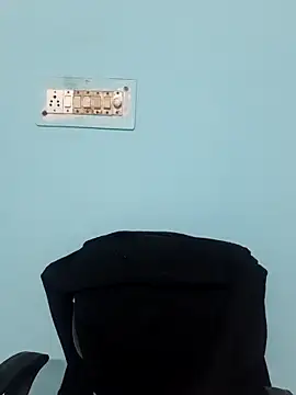 Snapshot of Divya-2007 chatting on 02-16-25, 07:48 Divya-2007 online show from 02-16-25, 07:48