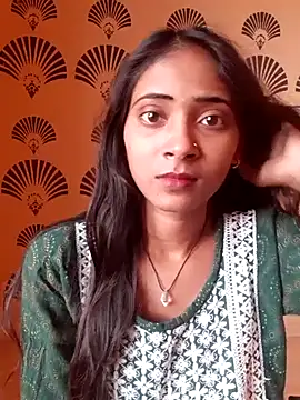 Snapshot of Divya-2007 chatting on 02-21-25, 03:12 Divya-2007 online show from 02-21-25, 03:12