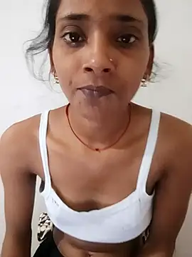 Snapshot of Divya-2007 chatting on 09-20-25, 01:23 Divya-2007 online show from 09-20-25, 01:23