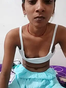 Snapshot of Divya-2007 chatting on 10-06-25, 12:46 Divya-2007 online show from 10-06-25, 12:46