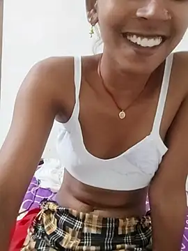 Snapshot of Divya-2007 chatting on 11-03-25, 01:34 Divya-2007 online show from 11-03-25, 01:34