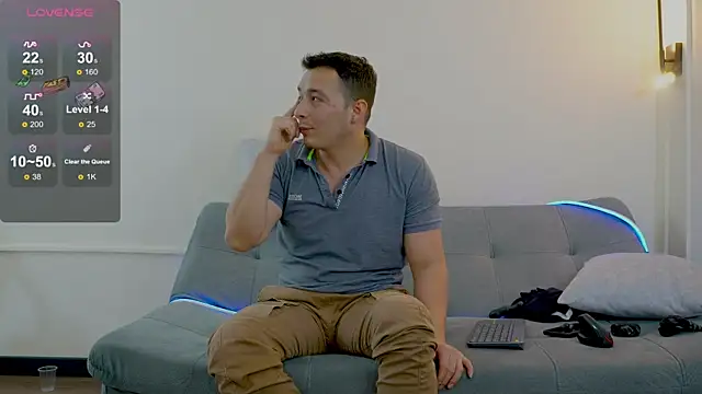 Cum hunters online show from 01-30-25, 08:42