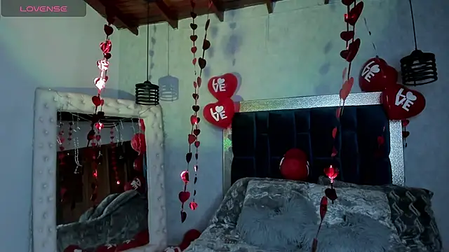 Snapshot of Sophiaa_Gomez chatting on 02-15-25, 08:11 Sophiaa Gomez online show from 02-15-25, 08:11