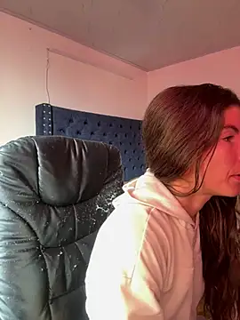 Snapshot of MARIELSINS_AND_DAIKIJACK chatting on 02-15-25, 07:28 MARIELSINS AND DAIKIJACK online show from 02-15-25, 07:28