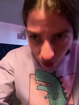 Snapshot of MARIELSINS_AND_DAIKIJACK chatting on 03-21-25, 01:56 MARIELSINS AND DAIKIJACK online show from 03-21-25, 01:56