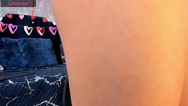 Isis ariany  online show from 02-24-25, 12:59