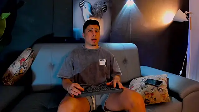 Snapshot of Fraannco chatting on 01-24-25, 08:54 Fraannco online show from 01-24-25, 08:54