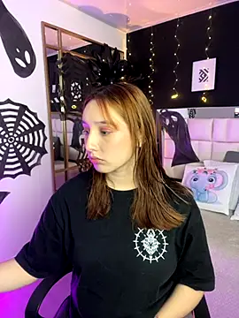 Snapshot of anastasia_windel chatting on 10-24-25, 07:32 anastasia windel online show from 10-24-25, 07:32