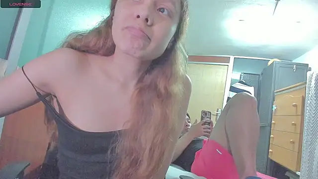 Snapshot of RagnarLothbrokXX chatting on 02-05-25, 09:40 RagnarLothbrokXX online show from 02-05-25, 09:40