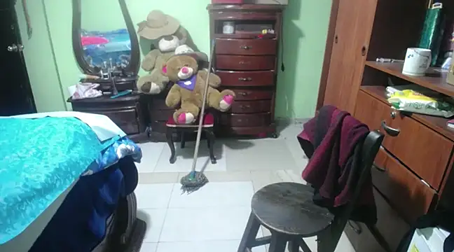 jazmin mature  online show from 02-17-25, 12:05