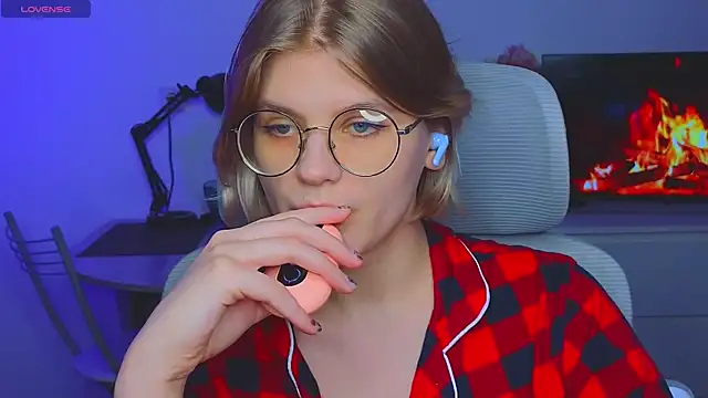  JessieVibes online show from 02-16-25, 04:42