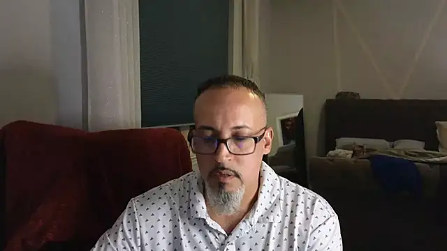 TheConfidentialClub online show from 02-19-25, 11:46