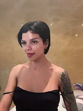 Snapshot of Rosariolovex chatting on 02-03-25, 01:51 Rosariolovex online show from 02-03-25, 01:51