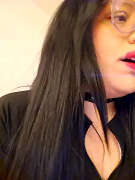 katrina29 online show from 02-12-25, 03:40