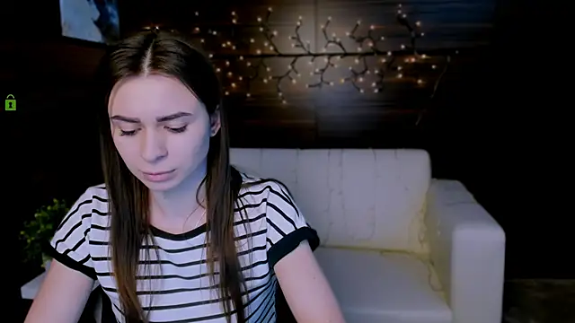 flora ri online show from 01-25-25, 10:51