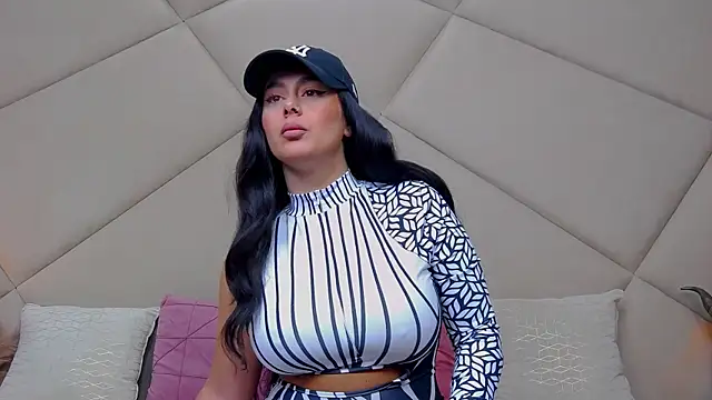 ChloeFrost online show from 09-24-25, 05:00