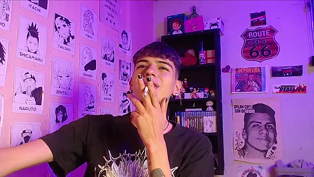 Snapshot of Mickey_Magic chatting on 01-28-25, 07:00 Mickey Magic online show from 01-28-25, 07:00