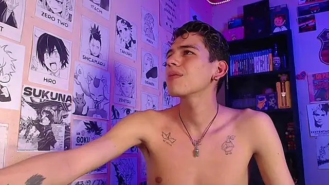 Snapshot of Mickey_Magic chatting on 03-03-25, 05:20 Mickey Magic online show from 03-03-25, 05:20