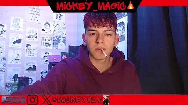 Snapshot of Mickey_Magic chatting on 03-10-25, 05:07 Mickey Magic online show from 03-10-25, 05:07