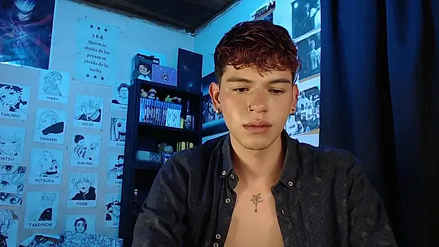 Snapshot of Mickey_Magic chatting on 03-22-25, 07:47 Mickey Magic online show from 03-22-25, 07:47