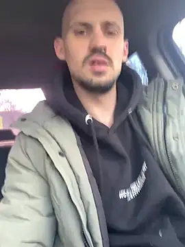 Snapshot of AssHunter4k chatting on 03-17-25, 01:08 AssHunter4k online show from 03-17-25, 01:08