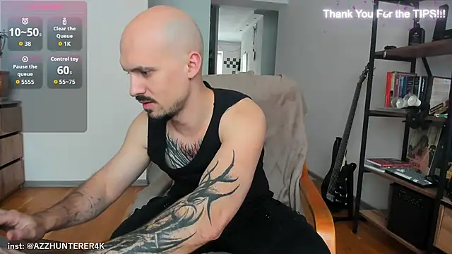 Snapshot of AssHunter4k chatting on 09-19-25, 06:15 AssHunter4k online show from 09-19-25, 06:15